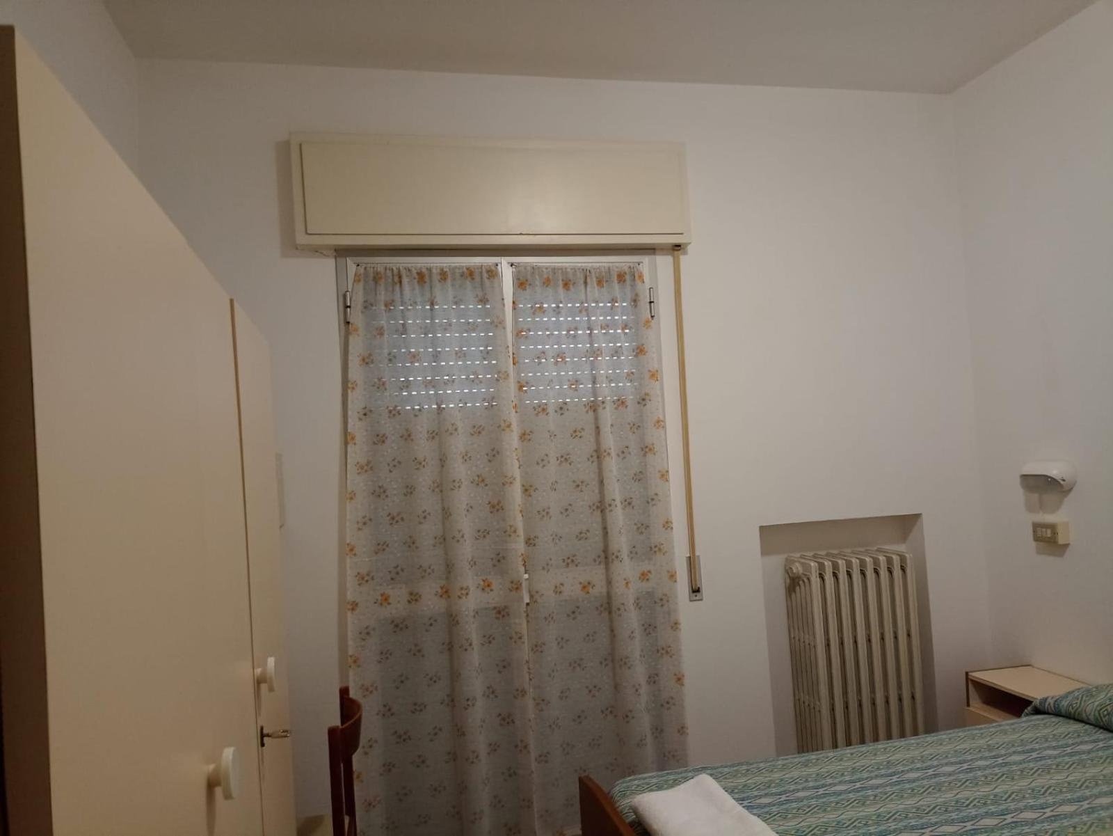 Hotel Toschi Lido di Classe Bagian luar foto