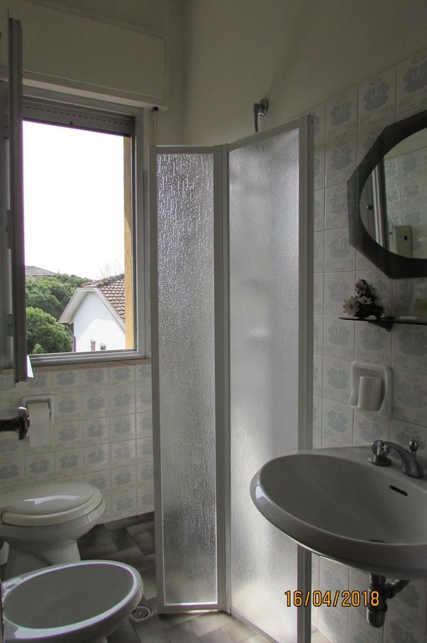 Hotel Toschi Lido di Classe Bagian luar foto
