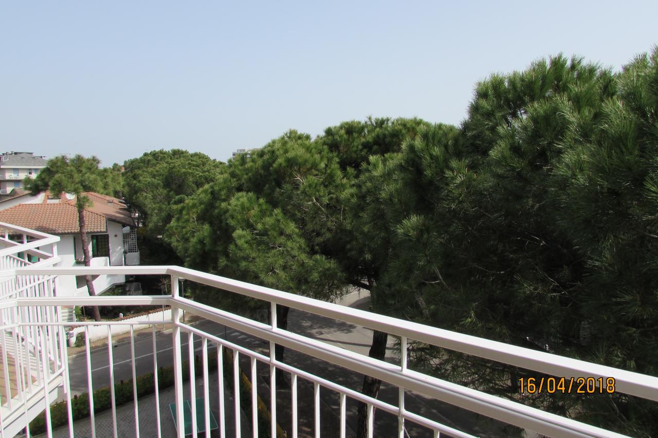 Hotel Toschi Lido di Classe Bagian luar foto